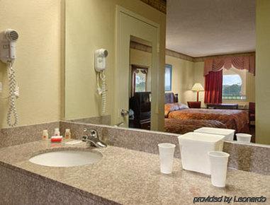 Horn Southaven Hotel